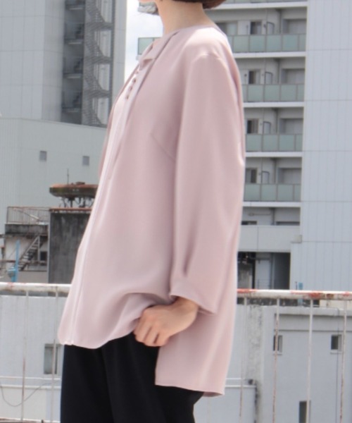 fleur by mint breeze(フルールバイミントブリーズ)の「ボタンデザイン ロング ブラウス(シャツ/ブラウス・レディース・ピンク/ネイビー/キャメル・M/5L/4L/L/3L/LL)」の18枚目の写真
