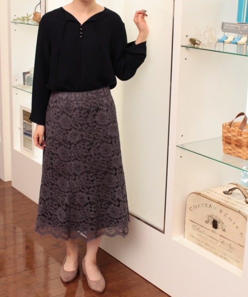fleur by mint breeze(フルールバイミントブリーズ)の「ボタンデザイン ロング ブラウス(シャツ/ブラウス・レディース・ピンク/ネイビー/キャメル・M/5L/4L/L/3L/LL)」の8枚目の写真
