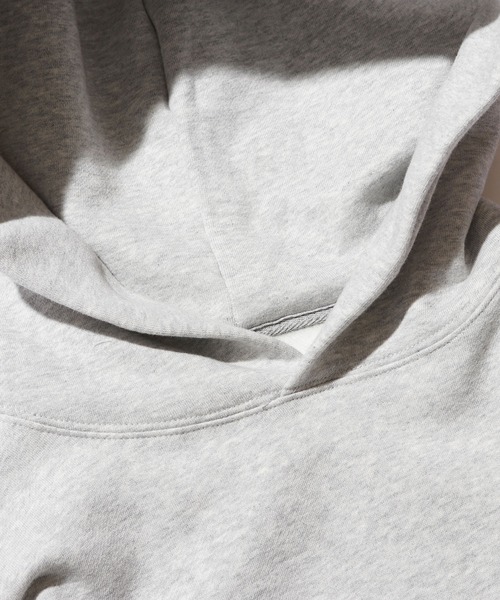 FOG ESSENTIALS（エフオージーエッセンシャルズ）の「FOG ESSENTIALS/エッセンシャルズ BOXY PULLOVER HOODIE プルオーバーパーカー バックロゴ ビッグシルエット（パーカー・メンズ・ブラック/グレー/クリーム・S/M/L/XL）」の6枚目の写真