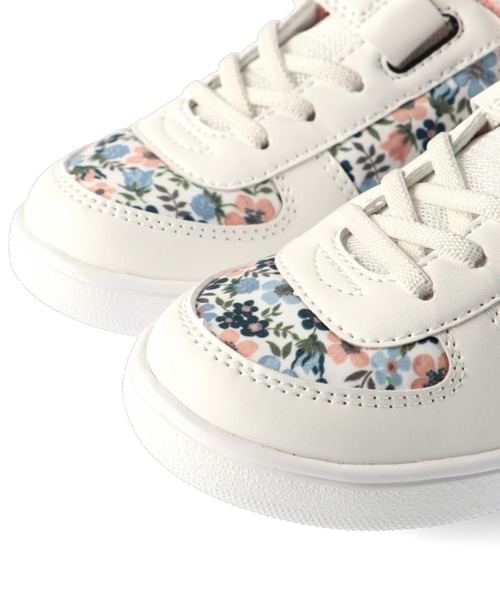 IFME(イフミー)の「IFME/イフミーコラボ花柄スニーカー(スニーカー・キッズ・オフホワイト/ネイビー/ピンク/ラベンダー・14cm/15cm/16cm/17cm/18cm/19cm/20cm/21cm)」の17枚目の写真