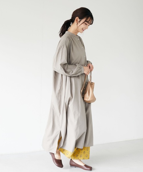 CRAFT STANDARD BOUTIQUE（クラフトスタンダードブティック）の「スタンドカラーシャツワンピース　＊（シャツワンピース・レディース・ブラック/カーキ/ブルー/グレイッシュベージュ・FREE）」の3枚目の写真