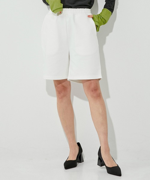 CITY TOKYO（シティトウキョウ）の「シルケット加工スウェットショートパンツ（スウェットパンツ・レディース・ホワイト/ダークグレー・1/2）」の2枚目の写真