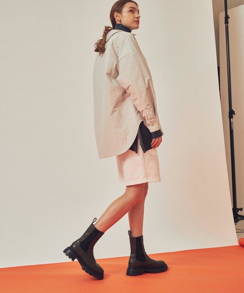 CITY TOKYO（シティトウキョウ）の「シルケット加工スウェットショートパンツ（スウェットパンツ・レディース・ホワイト/ダークグレー・1/2）」の6枚目の写真