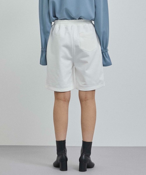 CITY TOKYO（シティトウキョウ）の「シルケット加工スウェットショートパンツ（スウェットパンツ・レディース・ホワイト/ダークグレー・1/2）」の16枚目の写真