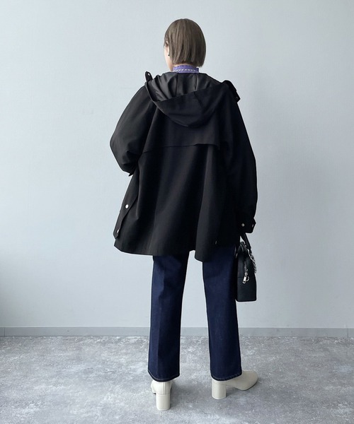 PAGEBOY(ページボーイ)の「スリットマウンテンパーカー(マウンテンパーカー・レディース・ブラック/オリーブ/グレイッシュベージュ・FREE)」の4枚目の写真