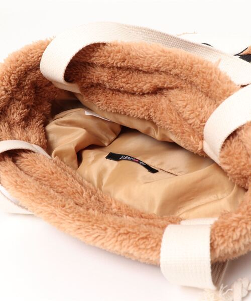 by LOVEiT(バイラビット)の「トートバッグ(ラビコ・ビビ)【もこもこ】【くま柄】(トートバッグ・キッズ・ベージュ/アイボリー・FREE)」の4枚目の写真