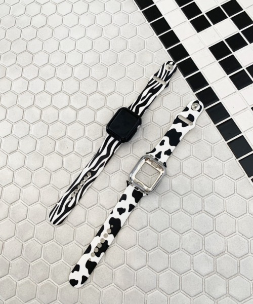 Me%(ミィパーセント)の「【38mm/40mm対応】アップルウォッチパターンバンド(アナログ腕時計・レディース・ホワイト/ブラック・MEDIUM)」の8枚目の写真