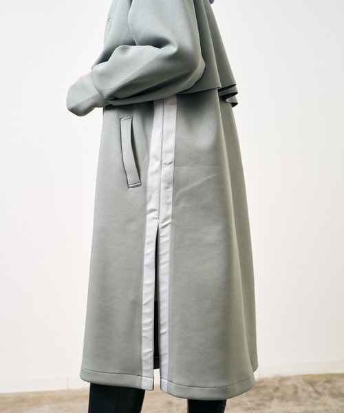 HERENCIA（ヘレンチア）の「バックシャン サイドテープ エアクッション ノーカラー ロングコート（ノーカラーコート・レディース・ライトブルー/ブラック/ライトブラウン/ミント/グレイッシュベージュ・MEDIUM）」の22枚目の写真
