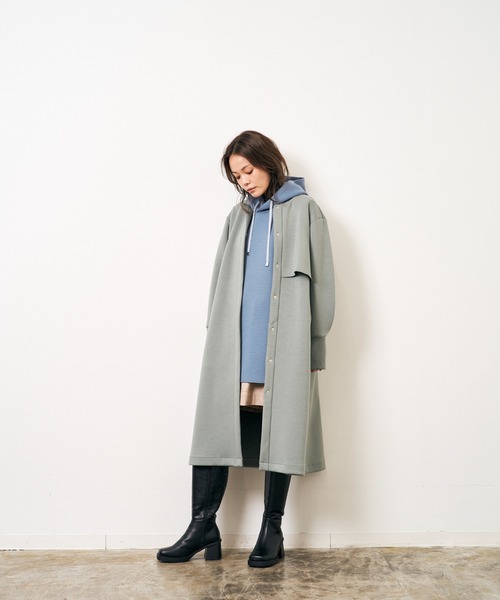 HERENCIA（ヘレンチア）の「バックシャン サイドテープ エアクッション ノーカラー ロングコート（ノーカラーコート・レディース・ライトブルー/ブラック/ライトブラウン/ミント/グレイッシュベージュ・MEDIUM）」の10枚目の写真