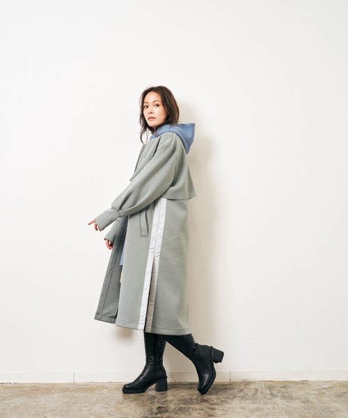 HERENCIA（ヘレンチア）の「バックシャン サイドテープ エアクッション ノーカラー ロングコート（ノーカラーコート・レディース・ライトブルー/ブラック/ライトブラウン/ミント/グレイッシュベージュ・MEDIUM）」の20枚目の写真