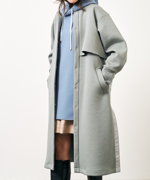 HERENCIA（ヘレンチア）の「バックシャン サイドテープ エアクッション ノーカラー ロングコート（ノーカラーコート・レディース・ライトブルー/ブラック/ライトブラウン/ミント/グレイッシュベージュ・MEDIUM）」の13枚目の写真