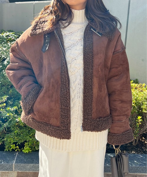 StyleSea(スタイルシー)の「エコムートンクロップドフライトジャケット(ムートンコート・レディース・ブラウン/アイボリー・FREE)」の6枚目の写真