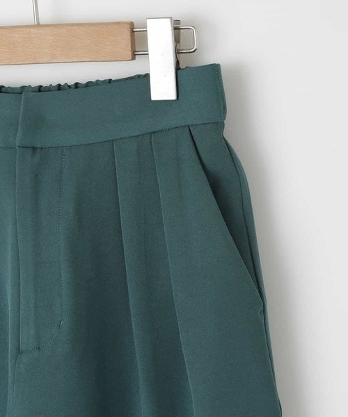 a.v.v（アーヴェヴェ）の「[150-160]タックテーパードパンツ（スラックス・キッズ・グリーン/ライトブルー・150/160）」の10枚目の写真