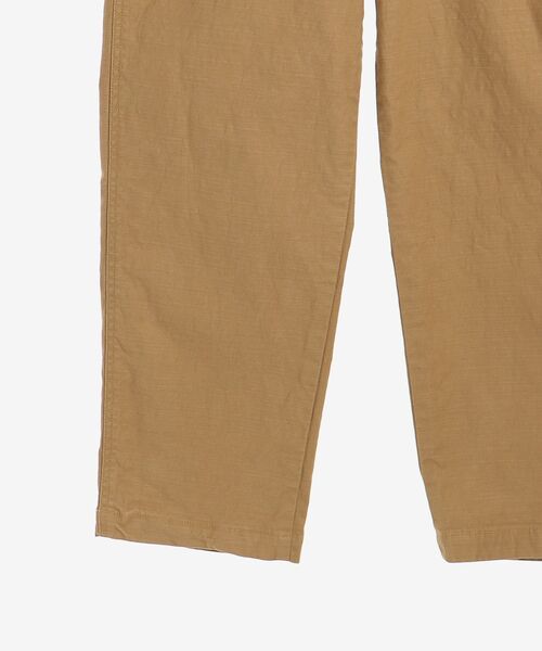 le.coeur blanc(ルクールブラン)の「バックサテンストレッチベイカーパンツ(その他パンツ・レディース・キャメル/カーキオリーブ・36/38)」の20枚目の写真