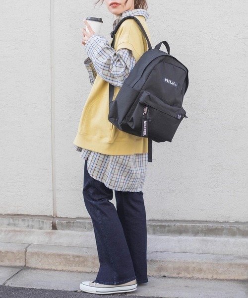 MILKFED.(ミルクフェド)の「MILKFED. BASIC DAYPACK/ブランドロゴ デイパック/リュックサック/バックパック(バックパック/リュック・レディース・ブラック/レッド/ライトパープル/ライトピンク/ライトグリーン・ONE SIZE)」の9枚目の写真