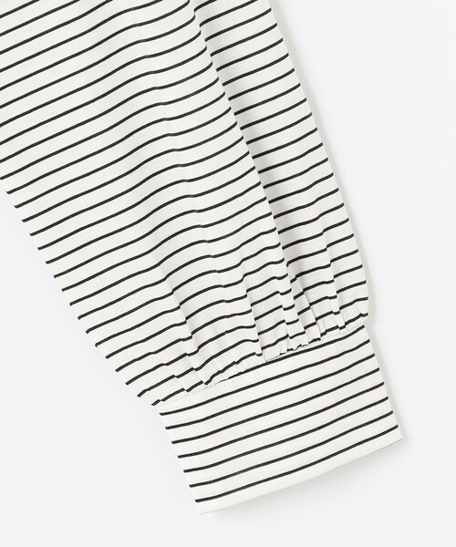 J.PRESS(ジェイプレス)の「ボーダー ロング ラウンドヘム Tシャツ(Tシャツ/カットソー・レディース・ホワイト系1・F)」の8枚目の写真