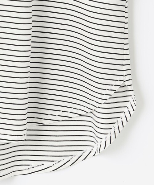 J.PRESS(ジェイプレス)の「ボーダー ロング ラウンドヘム Tシャツ(Tシャツ/カットソー・レディース・ホワイト系1・F)」の5枚目の写真
