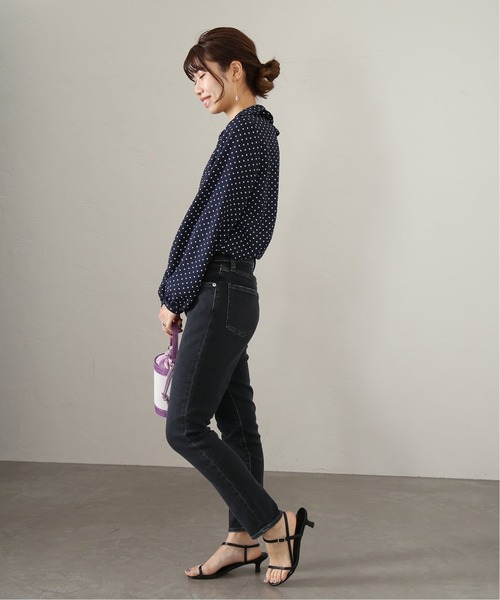 La TOTALITE(ラトータリテ)の「ドットフリルカラーシャツ【手洗い可能】(シャツ/ブラウス・レディース・ネイビー/オリーブ/サックスブルー・FREE)」の12枚目の写真