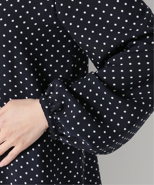 La TOTALITE(ラトータリテ)の「ドットフリルカラーシャツ【手洗い可能】(シャツ/ブラウス・レディース・ネイビー/オリーブ/サックスブルー・FREE)」の19枚目の写真