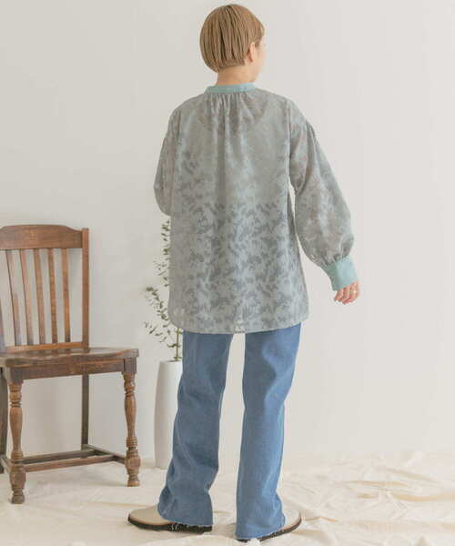 ITEMS URBANRESEARCH（アイテムズ アーバンリサーチ）の「リーフ