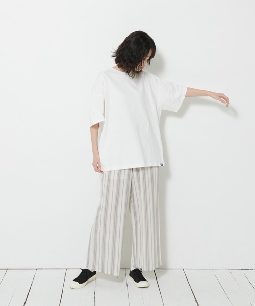 OUTDOOR PRODUCTS APPAREL（アウトドアプロダクツアパレル）の「USAコットン　フォトバックプリントTシャツ　ビッグシルエット（Tシャツ/カットソー・レディース・ブラック/ホワイト/パープル/カーキ・FREE）」の22枚目の写真