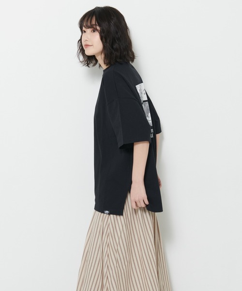 OUTDOOR PRODUCTS APPAREL（アウトドアプロダクツアパレル）の「USAコットン　フォトバックプリントTシャツ　ビッグシルエット（Tシャツ/カットソー・レディース・ブラック/ホワイト/パープル/カーキ・FREE）」の15枚目の写真