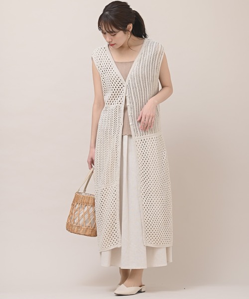 rps（アールピーエス）の「ブロッキング透かし編みロングニットジレ（ベスト・レディース・ブラック/アイボリー/モカ/ライトベージュ・M）」の21枚目の写真