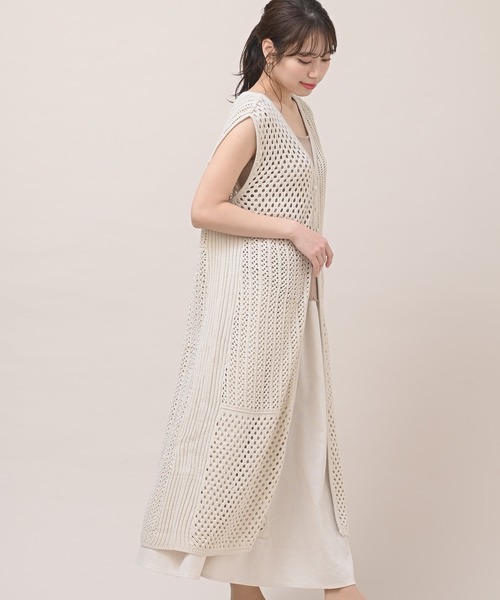 rps（アールピーエス）の「ブロッキング透かし編みロングニットジレ（ベスト・レディース・ブラック/アイボリー/モカ/ライトベージュ・M）」の22枚目の写真