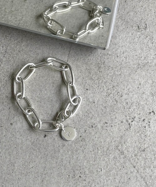 PT（ピーティ）の「Pt(ピーティー) BIGチェーンブレス（ブレスレット・レディース・シルバー/ゴールド・ONE SIZE）」の6枚目の写真