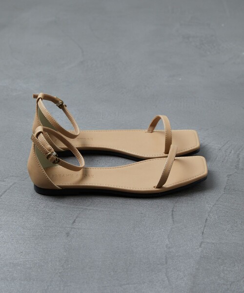 FREAK'S STORE(フリークスストア)の「【WEB限定】フラット2ベルトサンダル(サンダル・レディース・シルバー/ブラック/ベージュ・23.0cm/23.5cm/24.0cm/24.5cm)」の15枚目の写真