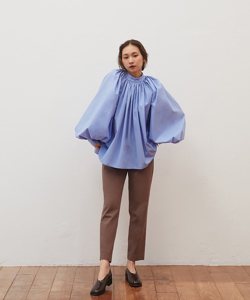 RANDEBOO(ランデブー)の「Pencil pants(スラックス・レディース・ブルー/ブラウン・0/1)」の5枚目の写真