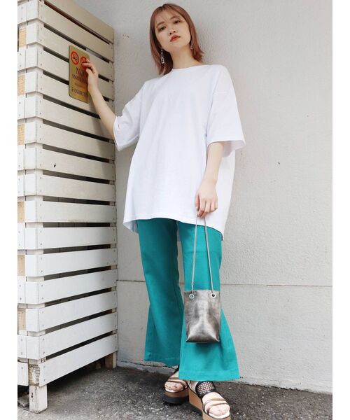 MURUA(ムルーア)の「ブラーフォトTシャツ(Tシャツ/カットソー・レディース・ホワイト/ブラック/パープル・FREE)」の13枚目の写真