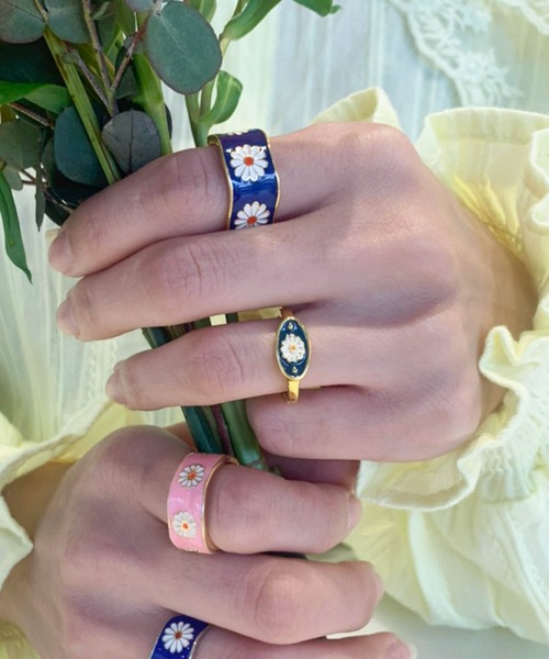 lala Born（ララボーン）の「マーガレットリング（リング・レディース・ゴールド・FREE）」の5枚目の写真