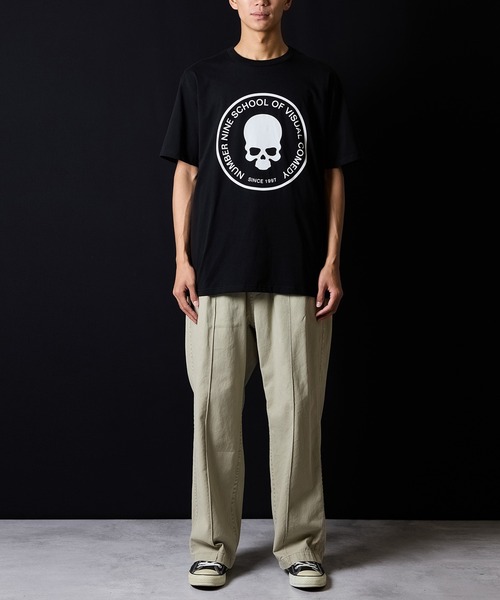 NUMBER (N)INE(ナンバーナイン)の「SCHOOL OF VISUAL COMEDY_T-SHIRT / スカルモチーフ サークルロゴ Tシャツ(Tシャツ/カットソー・メンズ・ホワイト/ブラック/チャコールグレー・2/4/3/5)」の22枚目の写真