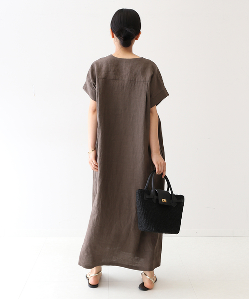 journal standard L'essage(ジャーナルスタンダードレサージュ)の「両ポケットショートスリーブVネックワンピース(ワンピース・レディース・ブラック/イエロー/ブラウン/ホワイト・36/38)」の5枚目の写真