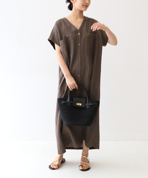 journal standard L'essage(ジャーナルスタンダードレサージュ)の「両ポケットショートスリーブVネックワンピース(ワンピース・レディース・ブラック/イエロー/ブラウン/ホワイト・36/38)」の7枚目の写真