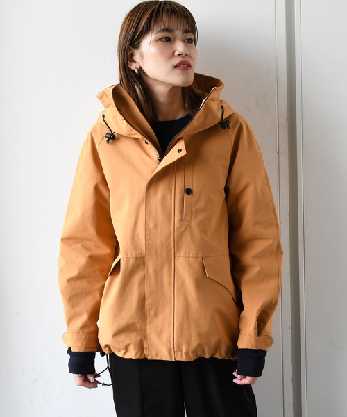Johnbull(ジョンブル)の「テクノブレンユーティリティシェルパーカー(マウンテンパーカー・レディース・ブラック/オリーブ/オレンジ/アイボリー・SMALL/MEDIUM)」の8枚目の写真