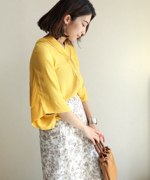 Bou Jeloud（ブージュルード）の「レーヨンクレープテントブラウス（シャツ/ブラウス・レディース・イエロー/ブルー/ブラック/グレー系その他・38）」の14枚目の写真