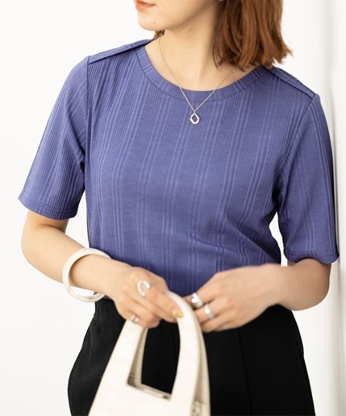 GeeRA（ジーラ）の「ランダムリブ上品Ｔシャツ（Tシャツ/カットソー・レディース・ブラック/オフホワイト/ベージュ/ブルー・MEDIUM/LARGE/X-LARGE）」の4枚目の写真