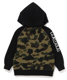 A BATHING APE（アベイシングエイプ）の「1ST CAMO SHARK PATCH ZIP