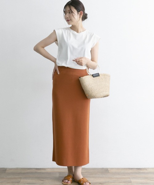 URBAN RESEARCH ROSSO(アーバンリサーチロッソ)の「フレンチTシャツ(Tシャツ/カットソー・レディース・チャコールグレー/ブラック/オフホワイト/ラベンダー・FREE)」の13枚目の写真