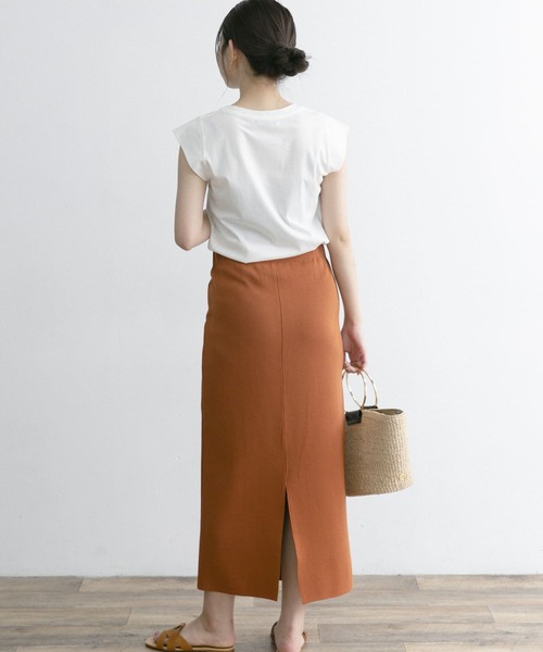 URBAN RESEARCH ROSSO(アーバンリサーチロッソ)の「フレンチTシャツ(Tシャツ/カットソー・レディース・チャコールグレー/ブラック/オフホワイト/ラベンダー・FREE)」の15枚目の写真