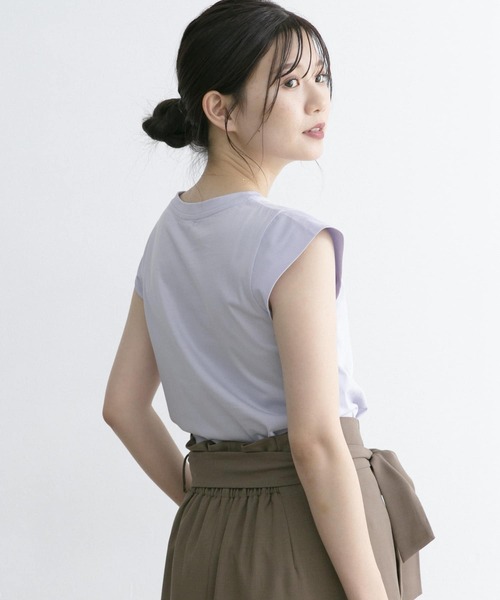 URBAN RESEARCH ROSSO(アーバンリサーチロッソ)の「フレンチTシャツ(Tシャツ/カットソー・レディース・チャコールグレー/ブラック/オフホワイト/ラベンダー・FREE)」の19枚目の写真