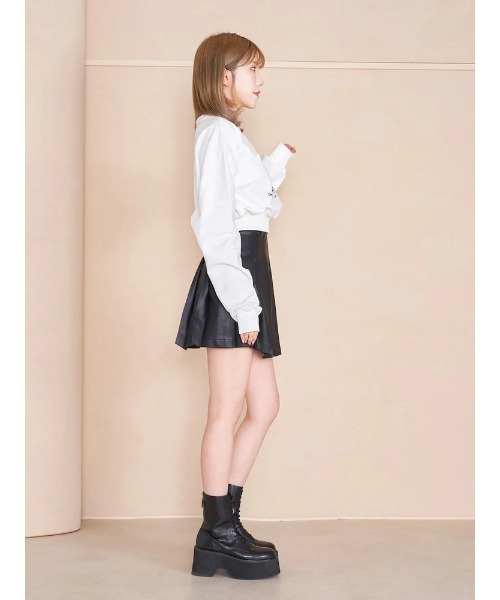 Darich(ダーリッチ)の「レディグラフィックスウェットトップス(スウェット・レディース・ホワイト/サックスブルー/パープル/ブラック・FREE)」の13枚目の写真