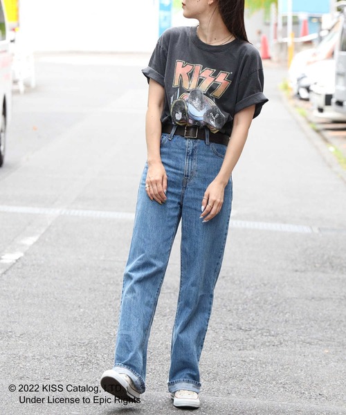 Right-on（ライトオン）の「ヴィンテージ加工バンドＴ（Tシャツ/カットソー・メンズ・ブラック×イエロー/ブラック×ブルー/ホワイト/ブラック/ダークグリーン/オフホワイト/イエロー/ブラック×ホワイト/ブラック×レッド・S/M/L/XL）」の17枚目の写真