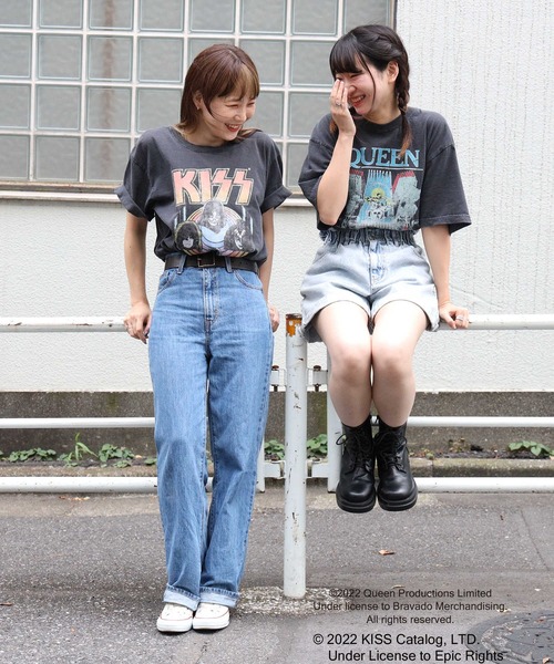 Right-on（ライトオン）の「ヴィンテージ加工バンドＴ（Tシャツ/カットソー・メンズ・ブラック×イエロー/ブラック×ブルー/ホワイト/ブラック/ダークグリーン/オフホワイト/イエロー/ブラック×ホワイト/ブラック×レッド・S/M/L/XL）」の22枚目の写真