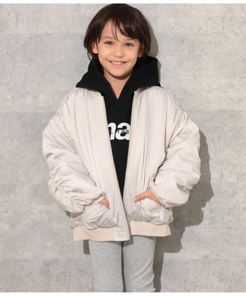 ANAP kids(アナップキッズ)の「ボリュームMA-1(MA-1・キッズ・ブラック/カーキ/アイボリー・110cm/120cm/130cm)」の2枚目の写真