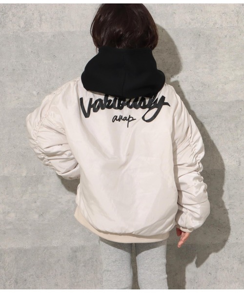 ANAP kids(アナップキッズ)の「ボリュームMA-1(MA-1・キッズ・ブラック/カーキ/アイボリー・110cm/120cm/130cm)」の22枚目の写真