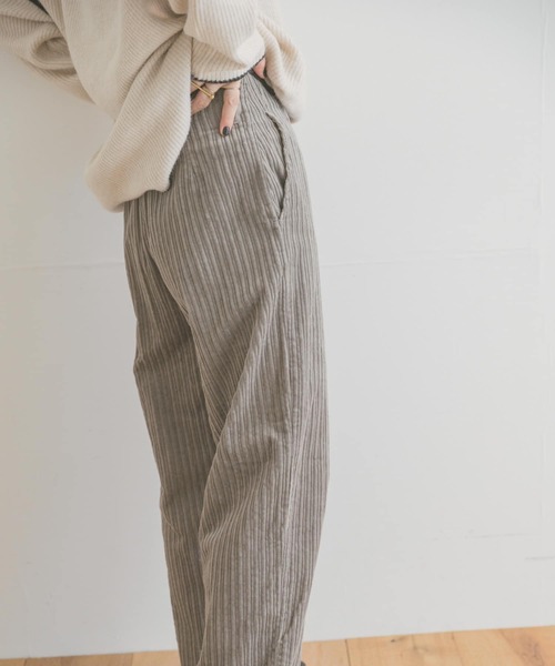 ITEMS URBANRESEARCH(アイテムズ アーバンリサーチ)の「コーデュロイワイドパンツ(その他パンツ・レディース・グレー/ホワイト系その他/ブルー・FREE)」の14枚目の写真