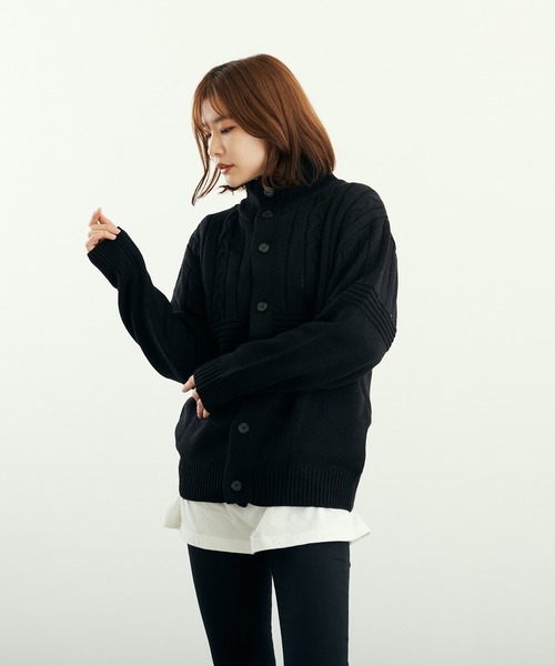 VIBGYOR（ヴィブジョー）の「A/Tケーブル切替H/N釦カーデ(BL)（カーディガン/ボレロ・メンズ・ベージュ/ブラック/ブルーグレー/チャコールグレー・LARGE/MEDIUM）」の8枚目の写真